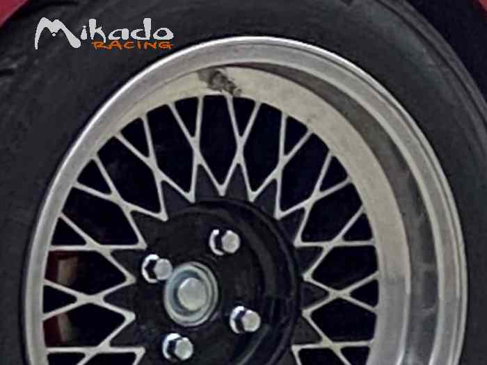 roues aluminium BMW e30 16 pouces style BBS avec pneus semi-slicks 2