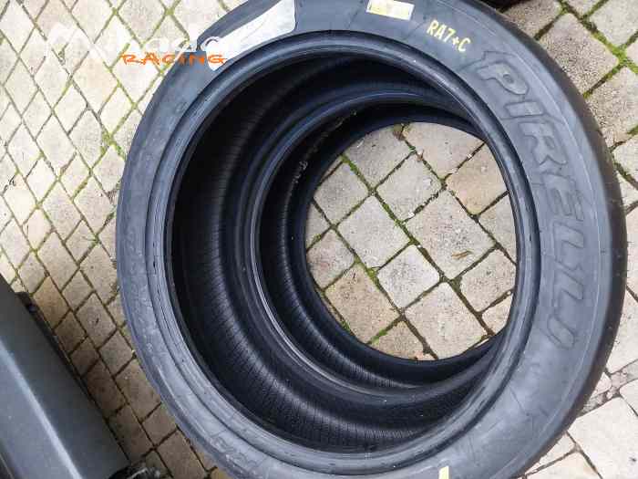 2 PNEUS NEUF PIRELLI RA7+ 18 1