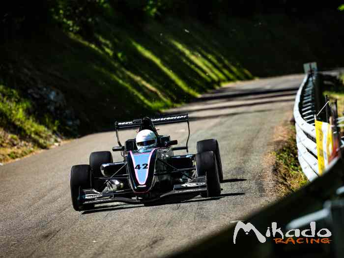 FORMULE RENAULT TATUUS 2