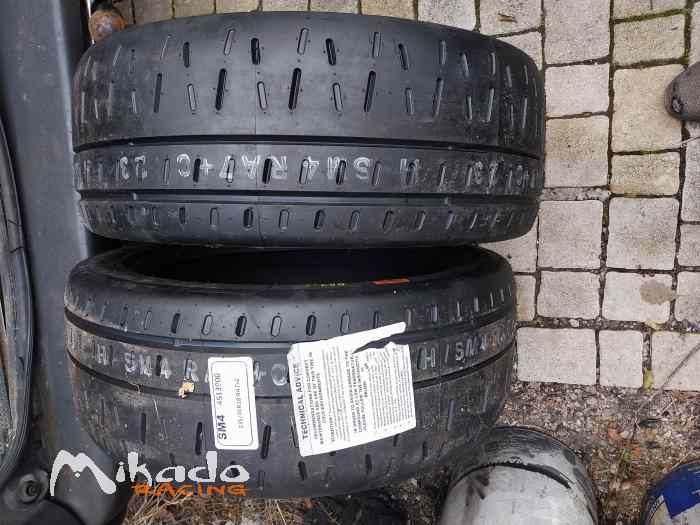 2 PNEUS NEUF PIRELLI RA7+ 18