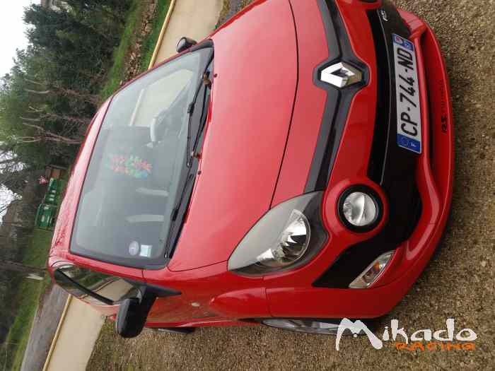 magnifique twingo rs cup 2