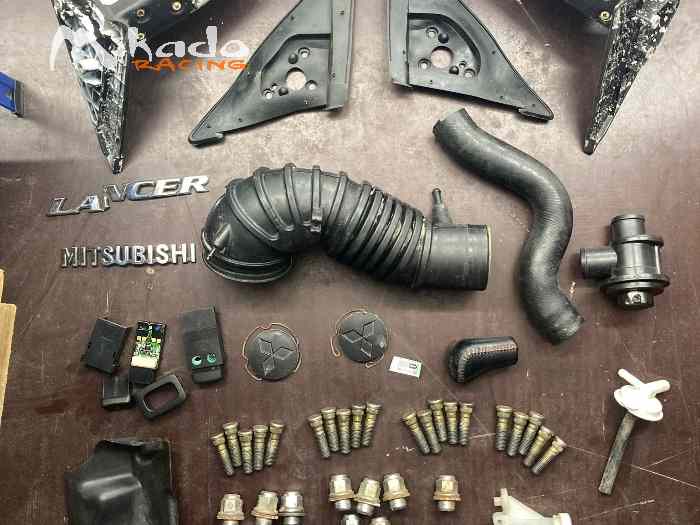 Pieces Mitsubishi Lancer evo 5, 6 et TME 0