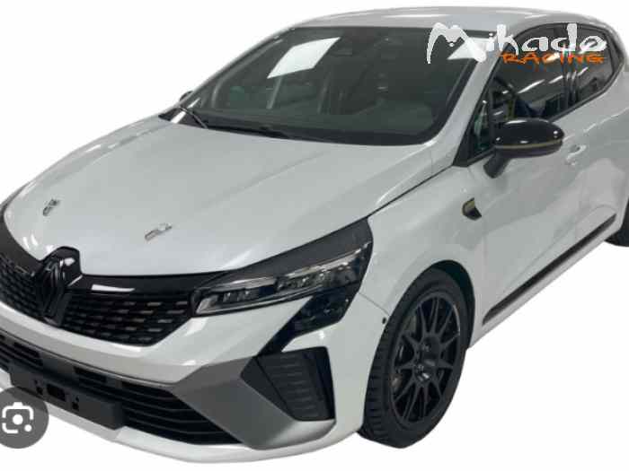 Cerco Clio rally 5 con numero Vin