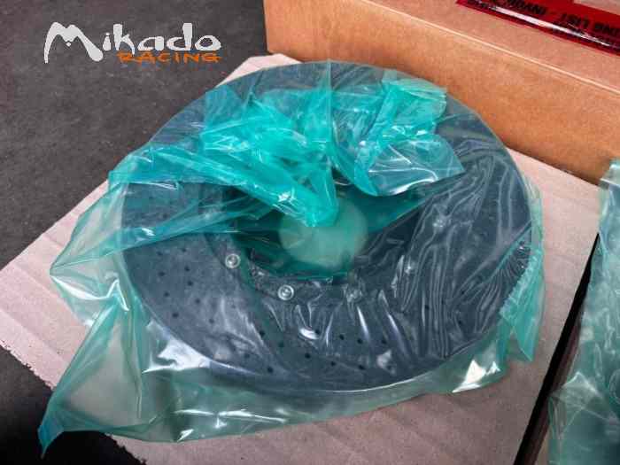 Paire de disques de freins ceramique neufs Porsche 997 4