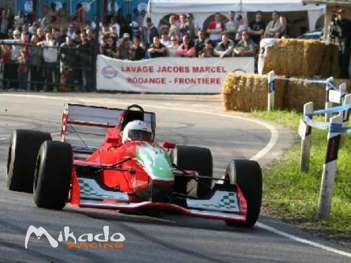 F3000 REYNARD 5
