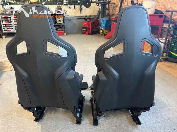 Sièges RECARO Clio 3 RS WSR F1 team 1