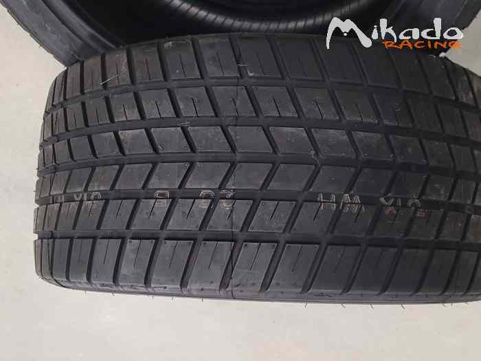 Pneus pluie Pirelli 265/645-18 WH – photo 2 sur 5