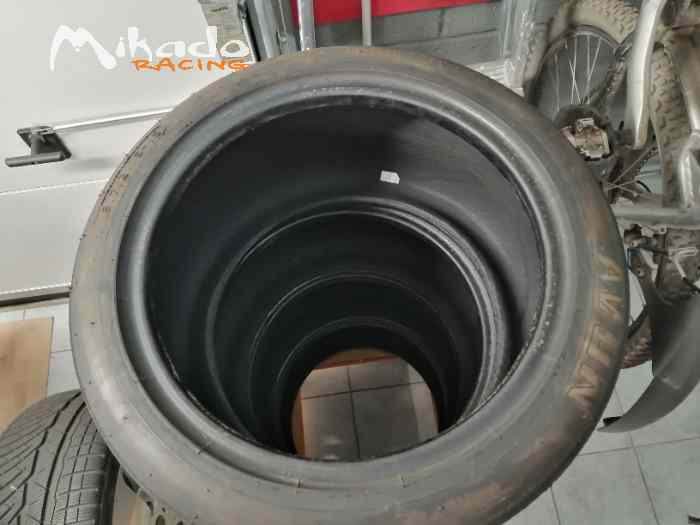 4 pneus AVON 8,7 - 21,5 - 15 0