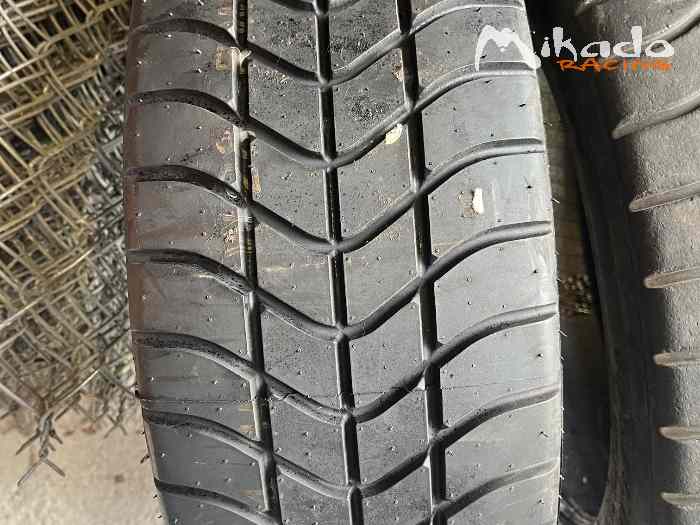 Pneus pluies Pirelli 16 pouces 1