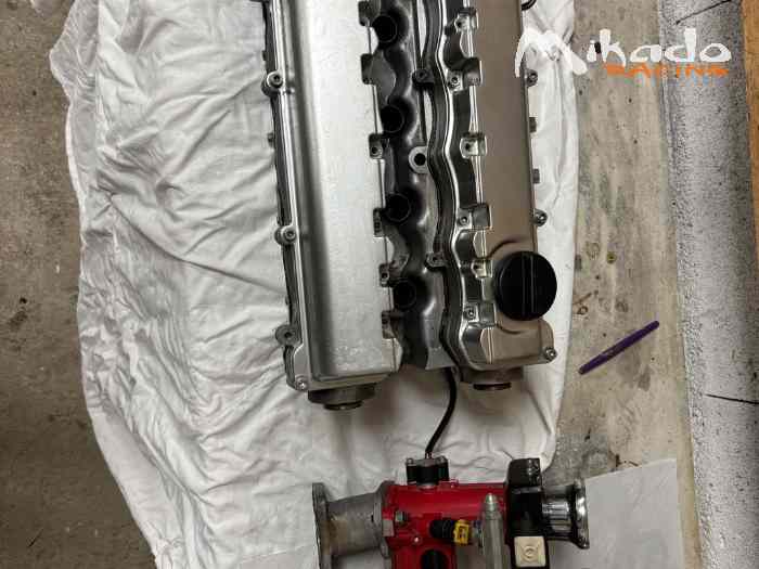 Culasse groupe À et admission 4 papillon jenvey 2