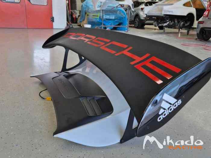 AILERON OU BECQUET ARRIÈRE PORSCHE GT3 RS 1