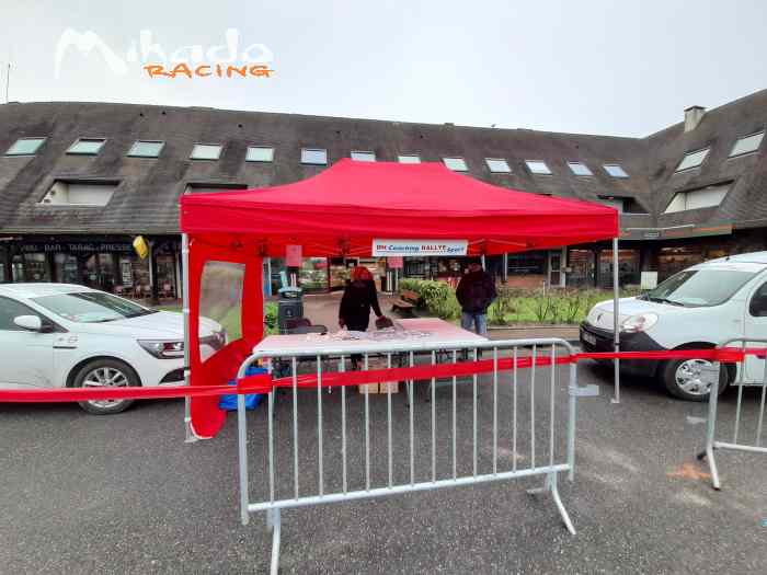 Abri-course barnum 1