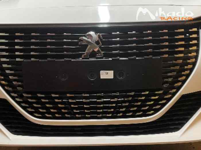 Vends Pare-chocs Avant 208 Rally4