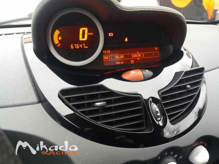 magnifique twingo rs cup 3