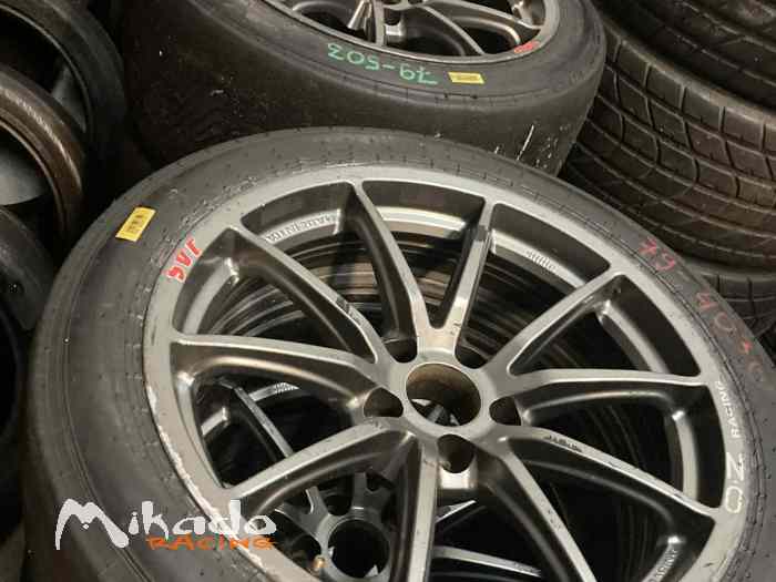 Jantes OZ Racing ex TCR Championnat du monde de tourisme 10X18 entraxe 5X114,3 ET30 1