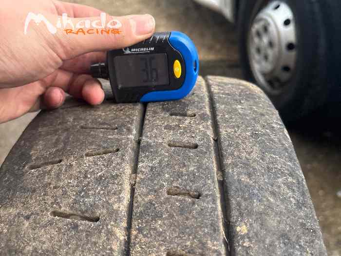 Pneu Hankook et Pirelli en 15 1