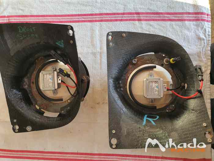 Phares de virage Hella Skoda R5 ou S 2000 3