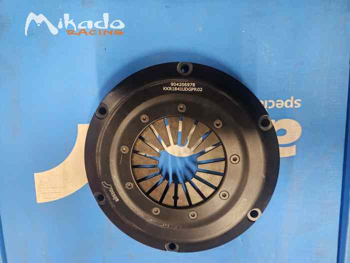 Vends mécanisme embrayage neuf 208 r2 0