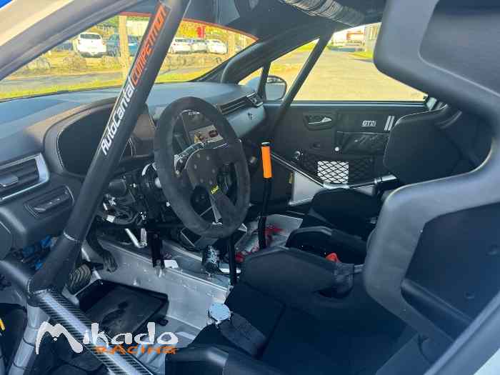 Clio RC5 de 2025 Full Evo Vice Champion Clio trophy 2025 3