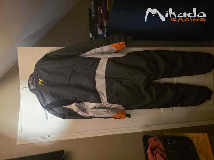 Vds combinaison Peugeot sport 3