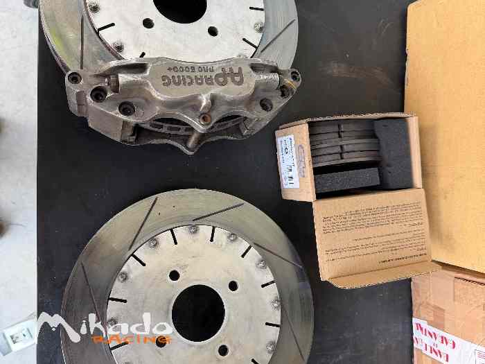 Kit freins avant AP Racing Pro 5000+ 0