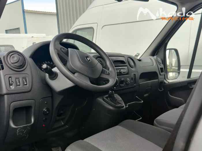 Master170ch tout équipé contre dépanneuse 4