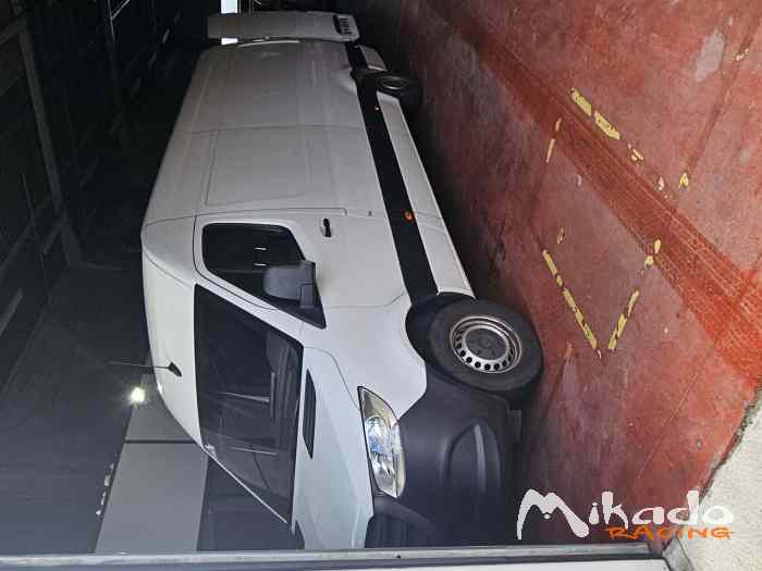 Mercedes sprinter 14m3 0