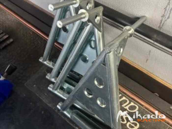 kit 4 chandelles diam 19 neuves. 0