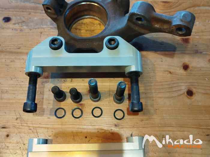 Support étrier clio grA 1