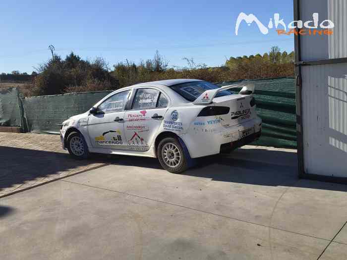 Mitsubishi lancer ralliart tierra 0