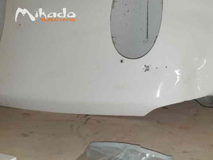 CAPOT ESCORT COSWORTH A REPRENDRE EN CARROSSERIE 1