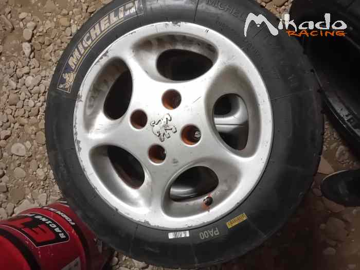 jante 106 s16 +pneus 1