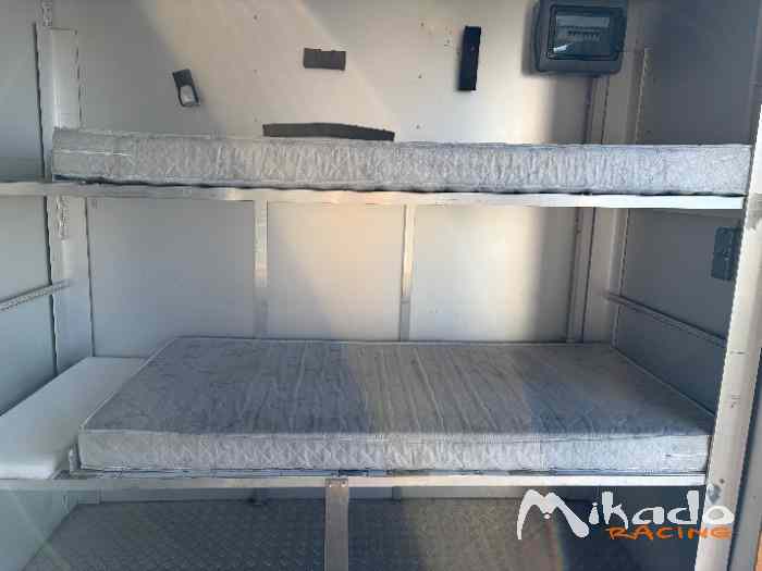 A VENDRE CAMION ASSISTANCE 2