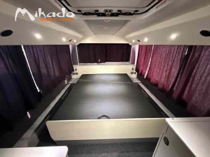 BUS AMENAGE DOUBLE ETAGE 1