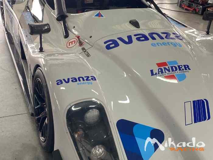 Radical SR8 2.7 RX V8 450BHP 1