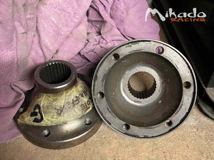 Vends boîte 6 crabots sadev gra Renault 3