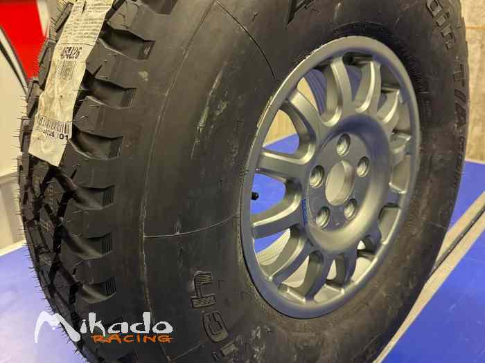 Rallye-Raid -- BFGoodrich KDR3 + Jantes BRAID – Neufs (x11) 0