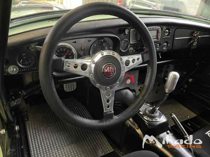 MGB FIA 1965 4