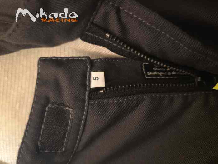 Vds combinaison Peugeot sport 4