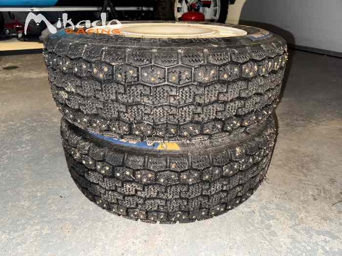 5 Pneus clous Michelin 15 pouces 1