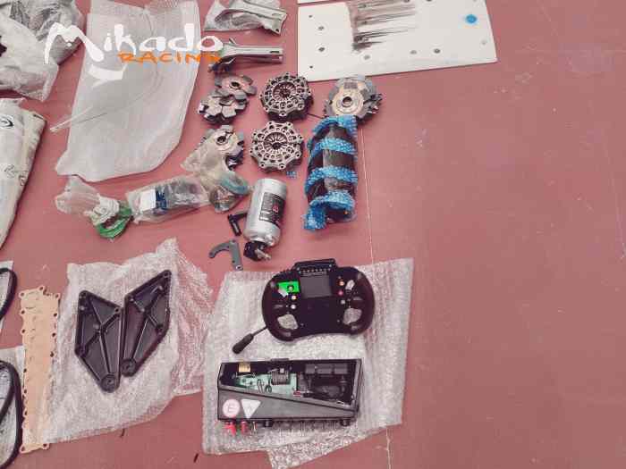 Suite au passage de la P320 à la P325, vendons toutes pièces en parfait état ... 1