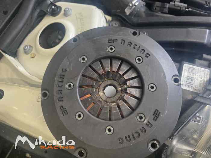 Vends kit embrayage ap racing 184 0