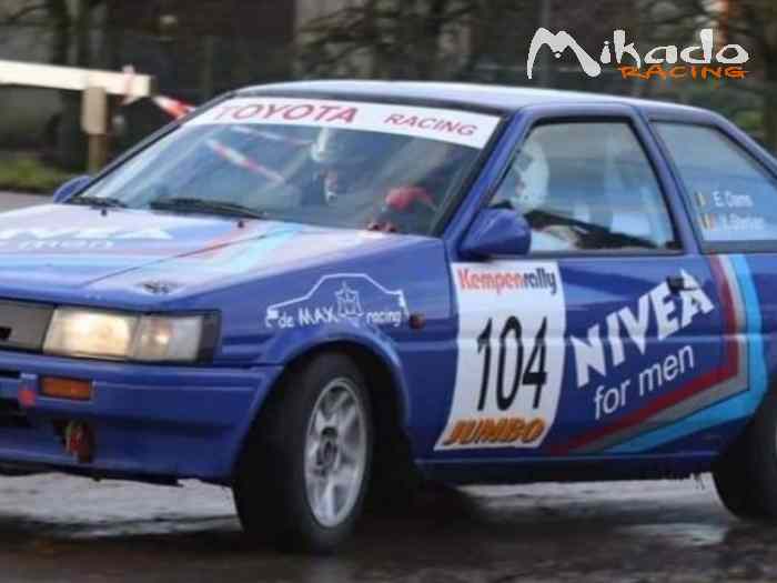 TOYOTA COROLLA AE86 Parts 0