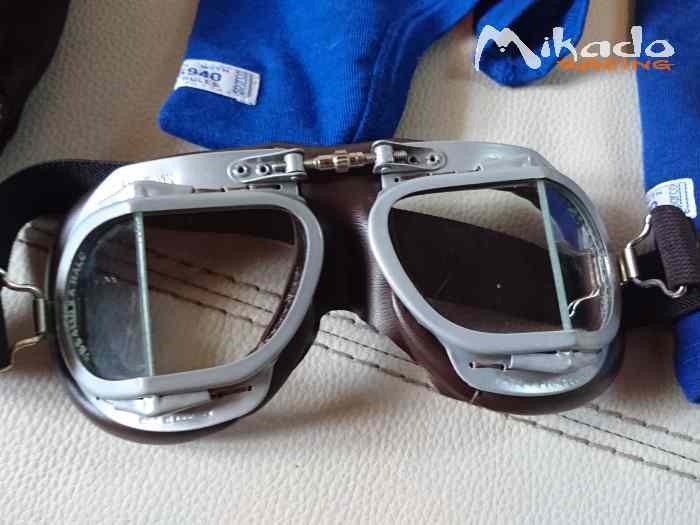 EQUIPEMENT SPARCO POUR PILOTE RALLYE 0