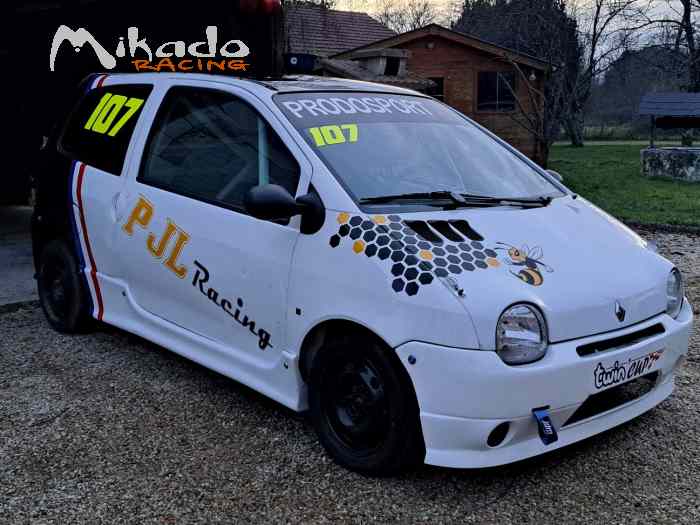 !!!! Vente Flash Twincup 107 !!!!