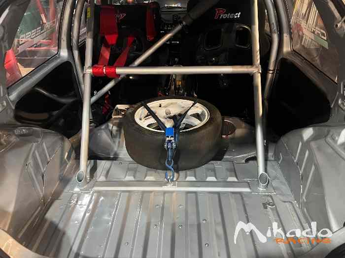 Caisse 106 F2000 avec ouvrants 1