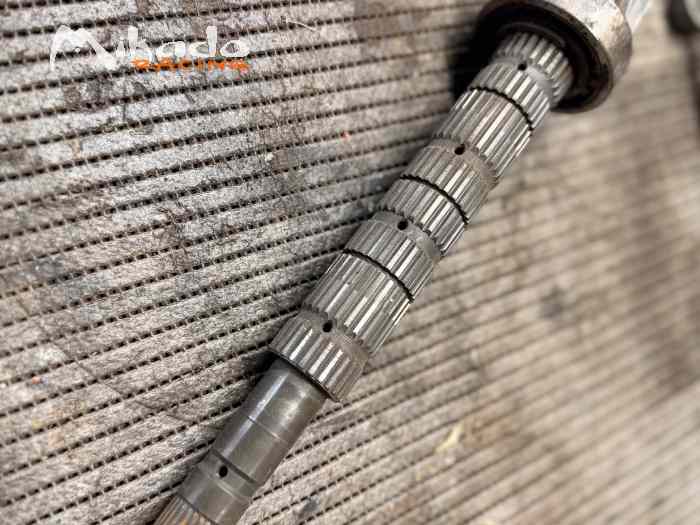 Arbre secondaire boîte vitesse MA 16x63 1