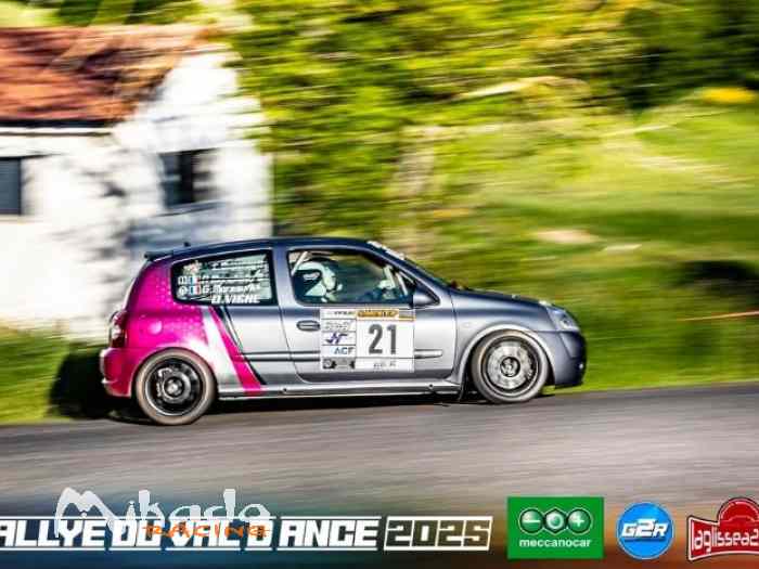 clio top f2000 1