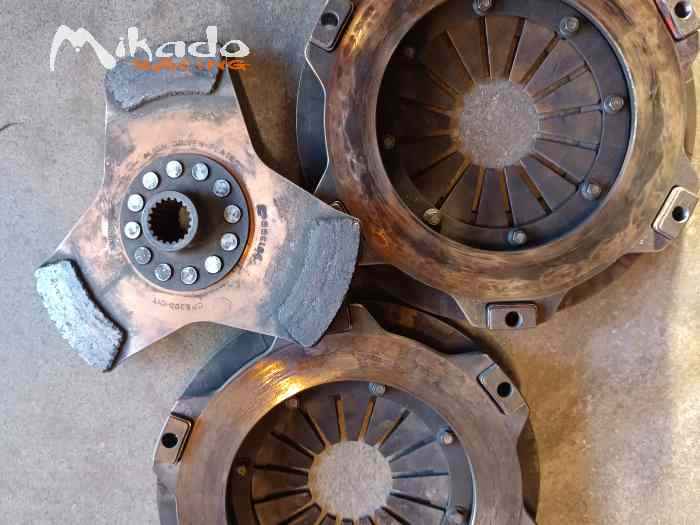 Embrayage ap racing 184 1