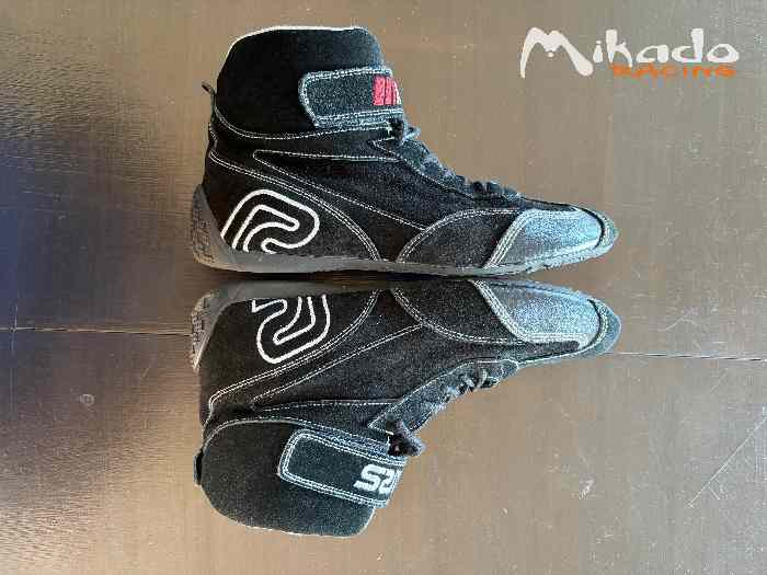 Chaussures RRS 2019 taille 43 comme neuve 1